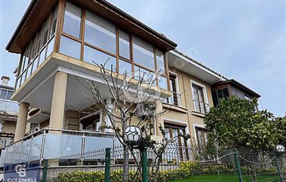 Şile'de Satılık Site İçinde Havuzlu Villa