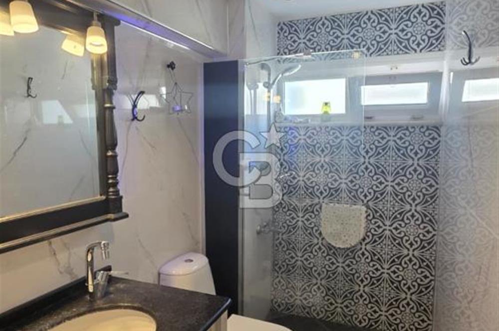  Ayvalık Sefa Çamlık’ta Lebi Derya Deniz Manzaralı 3+1 Satılık Daire