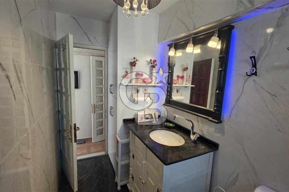  Ayvalık Sefa Çamlık’ta Lebi Derya Deniz Manzaralı 3+1 Satılık Daire