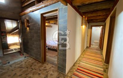  Kozak Yaylası’nda Satılık Doğayla İç İçe Taş Ev – 2.934 m² Arsa Üzerinde 