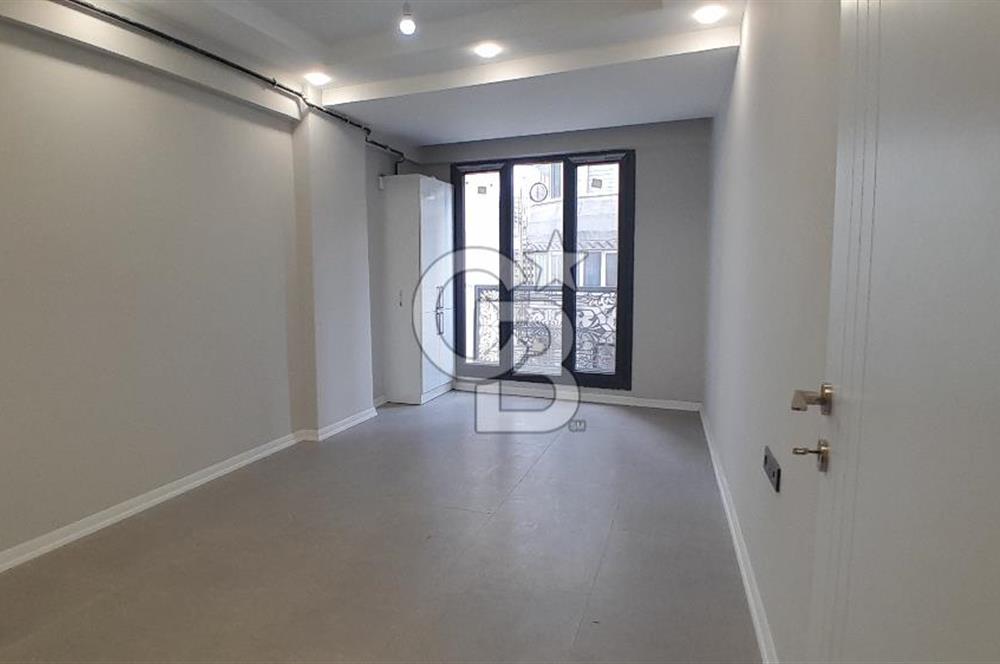 ÇAĞLAYAN ADLİYESİNE YÜRÜME MESAFESİNDE KİRALIK 1+1 OFİS