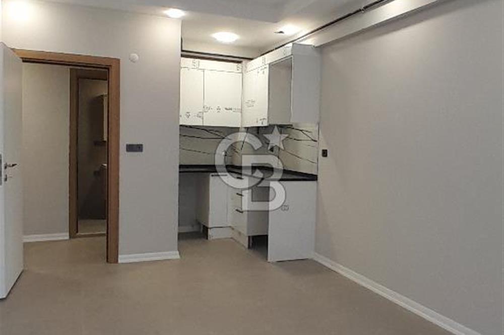 ÇAĞLAYAN ADLİYESİNE YÜRÜME MESAFESİNDE KİRALIK 1+1 OFİS