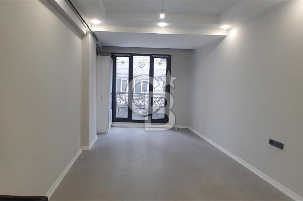 ÇAĞLAYAN ADLİYESİNE YÜRÜME MESAFESİNDE KİRALIK 1+1 OFİS