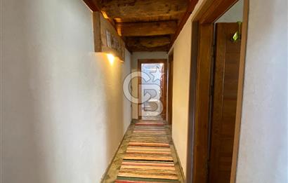  Kozak Yaylası’nda Satılık Doğayla İç İçe Taş Ev – 2.934 m² Arsa Üzerinde 