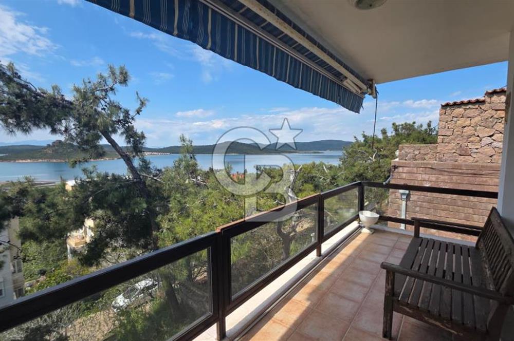  Ayvalık Sefa Çamlık’ta Lebi Derya Deniz Manzaralı 3+1 Satılık Daire