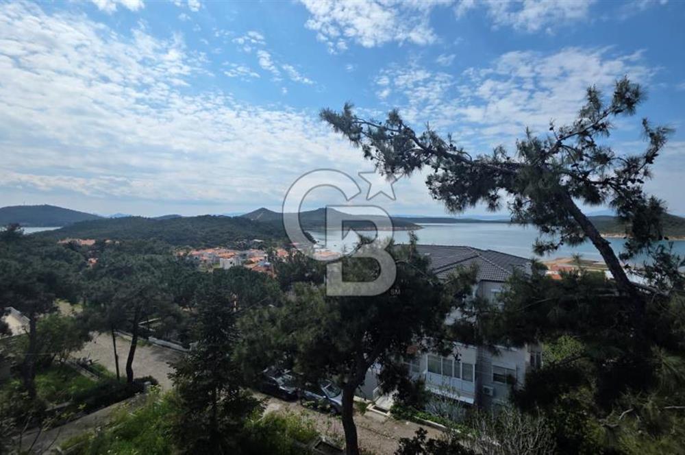  Ayvalık Sefa Çamlık’ta Lebi Derya Deniz Manzaralı 3+1 Satılık Daire