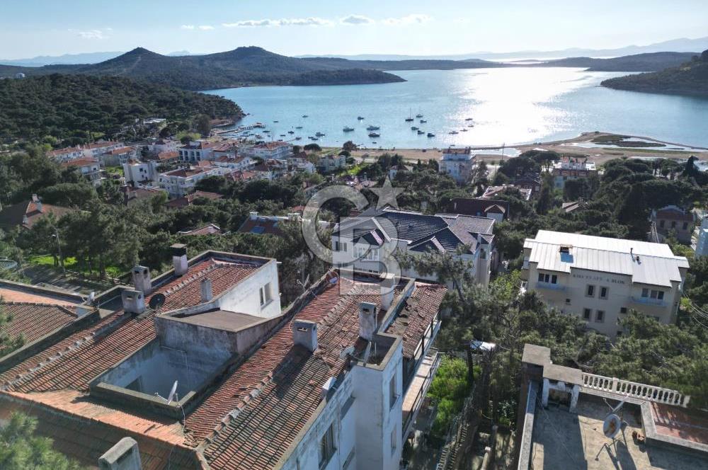  Ayvalık Sefa Çamlık’ta Lebi Derya Deniz Manzaralı 3+1 Satılık Daire