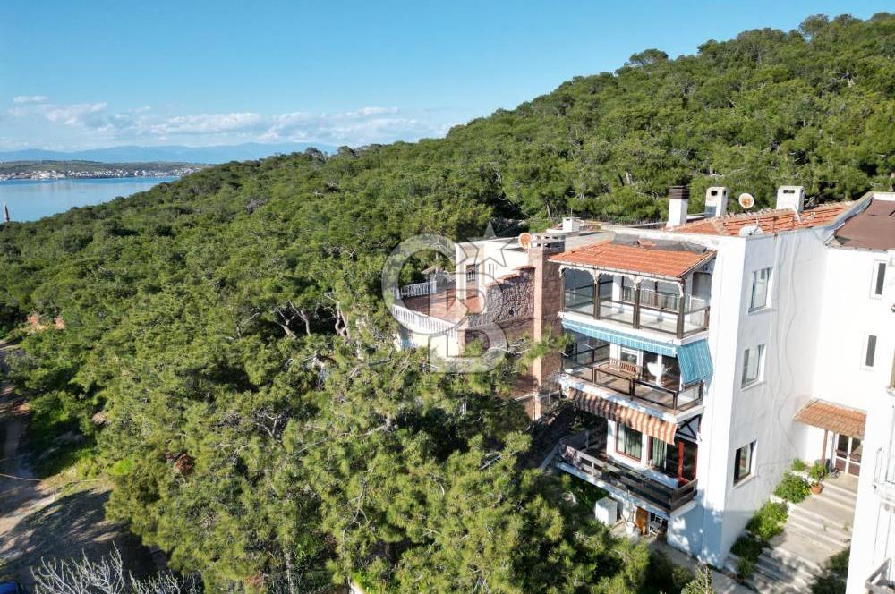  Ayvalık Sefa Çamlık’ta Lebi Derya Deniz Manzaralı 3+1 Satılık Daire