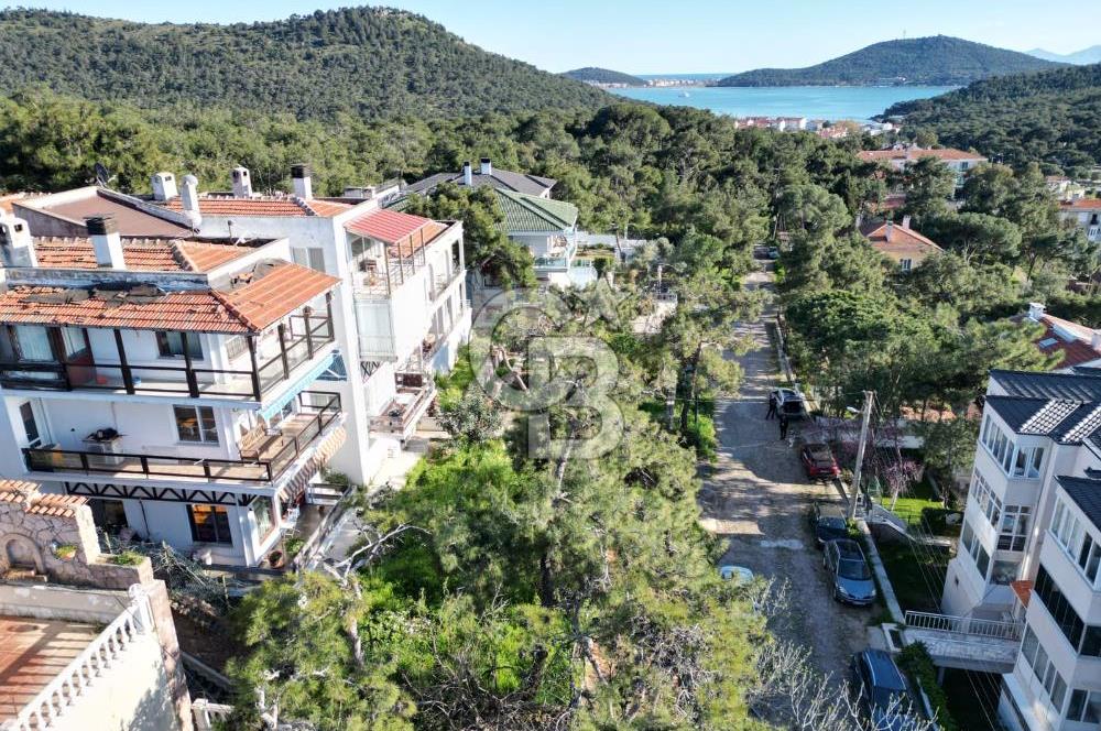  Ayvalık Sefa Çamlık’ta Lebi Derya Deniz Manzaralı 3+1 Satılık Daire