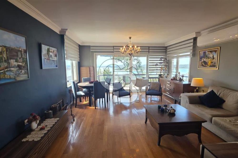  Ayvalık Sefa Çamlık’ta Lebi Derya Deniz Manzaralı 3+1 Satılık Daire