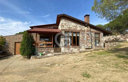  Kozak Yaylası’nda Satılık Doğayla İç İçe Taş Ev – 2.934 m² Arsa Üzerinde 