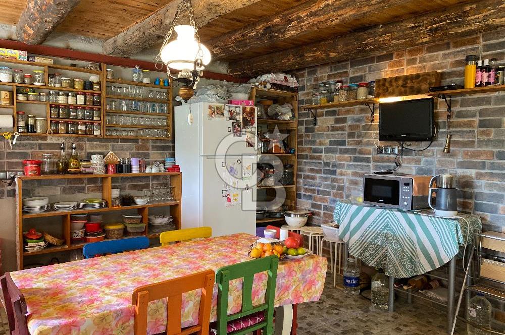  Kozak Yaylası’nda Satılık Doğayla İç İçe Taş Ev – 2.934 m² Arsa Üzerinde 