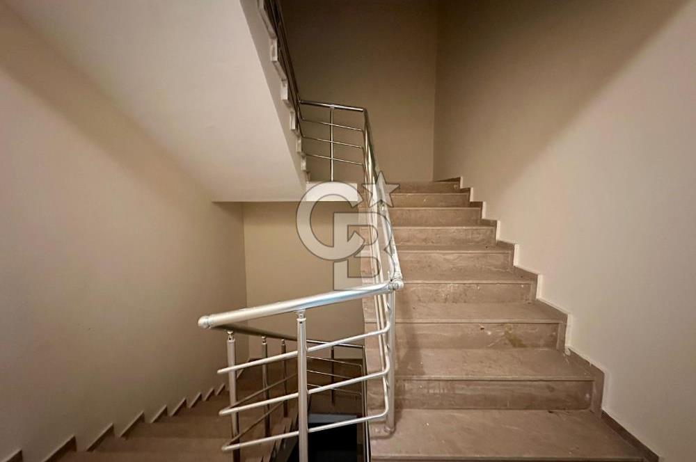 BORNOVA'DA İZMİR ÖZEL TÜRK KOLEJİ YANI KİRALIK 2+1 DAİRE!