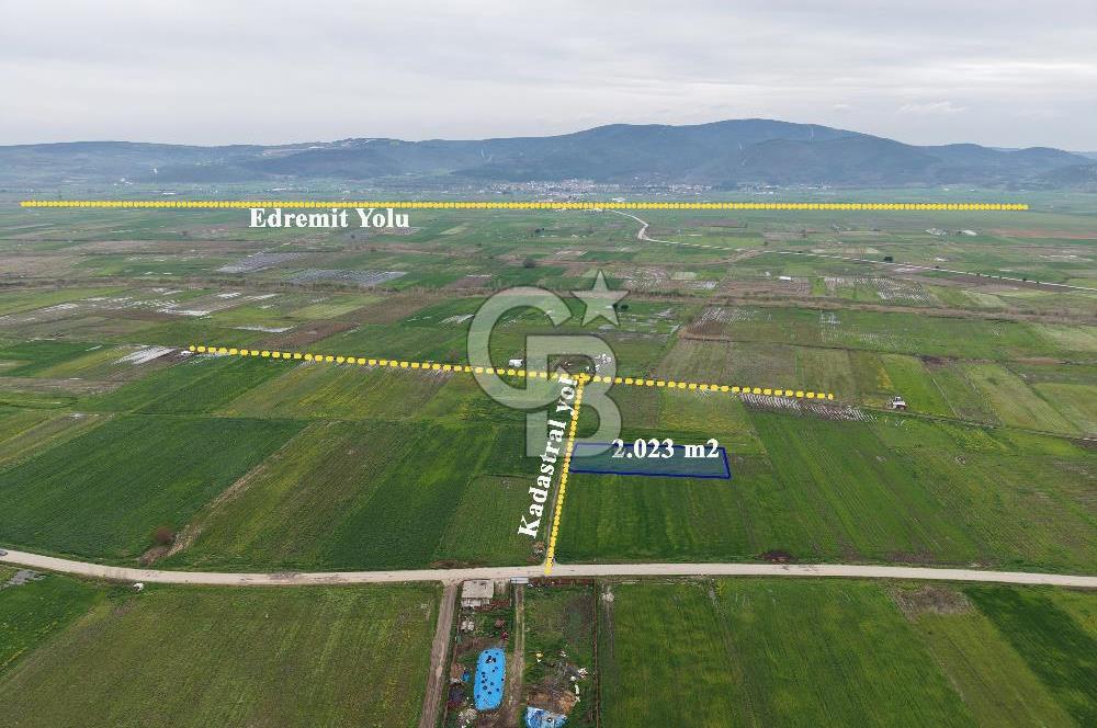 CB KİNG'DEN KOCAAVŞAR MAHALLESİ'NDE 2023 m² SATILIK TARLA