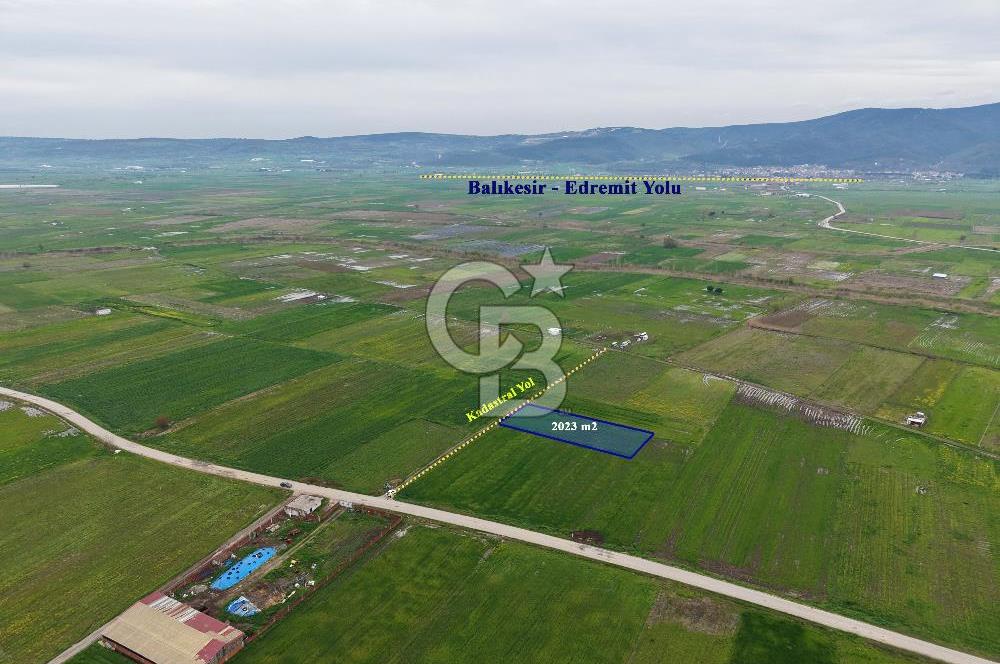 CB KİNG'DEN KOCAAVŞAR MAHALLESİ'NDE 2023 m² SATILIK TARLA