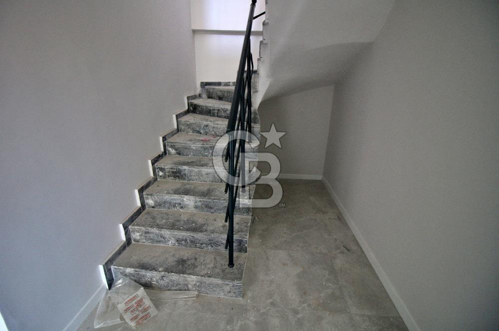 CB OPİA'DAN ATATÜRK'TE MAVİ KÖŞE DİBİNDE DAİRE FİYATINA DUBLEKS