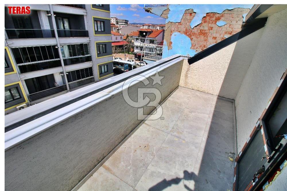 CB OPİA'DAN ATATÜRK'TE MAVİ KÖŞE DİBİNDE DAİRE FİYATINA DUBLEKS