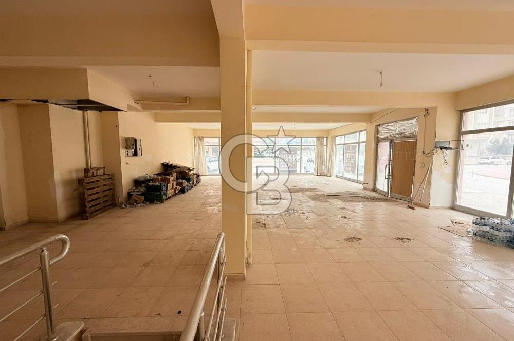 GENÇ OSMAN CD. YAKINI YERDEN ISITMALI 290 M² KİRALIK DÜKKAN