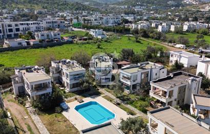 YALIKAVAK DİRMİL ANAYOLA 100M HAVUZLU SİTEDE YENİLENMİŞ DAİRE