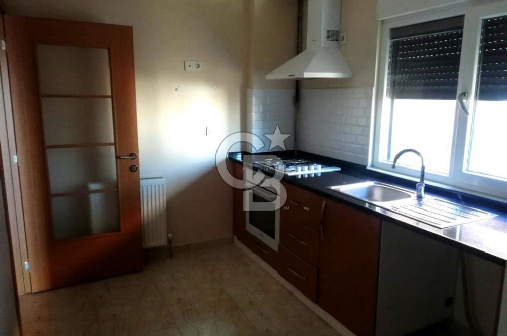 TUZLA POSTANE MAHALLESİ İSTASYON CADDE ÜSTÜNDE 3+1 SATILIK DAİRE