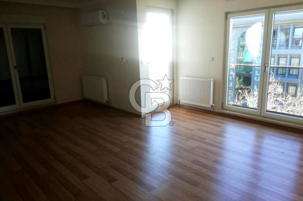 TUZLA POSTANE MAHALLESİ İSTASYON CADDE ÜSTÜNDE 3+1 SATILIK DAİRE