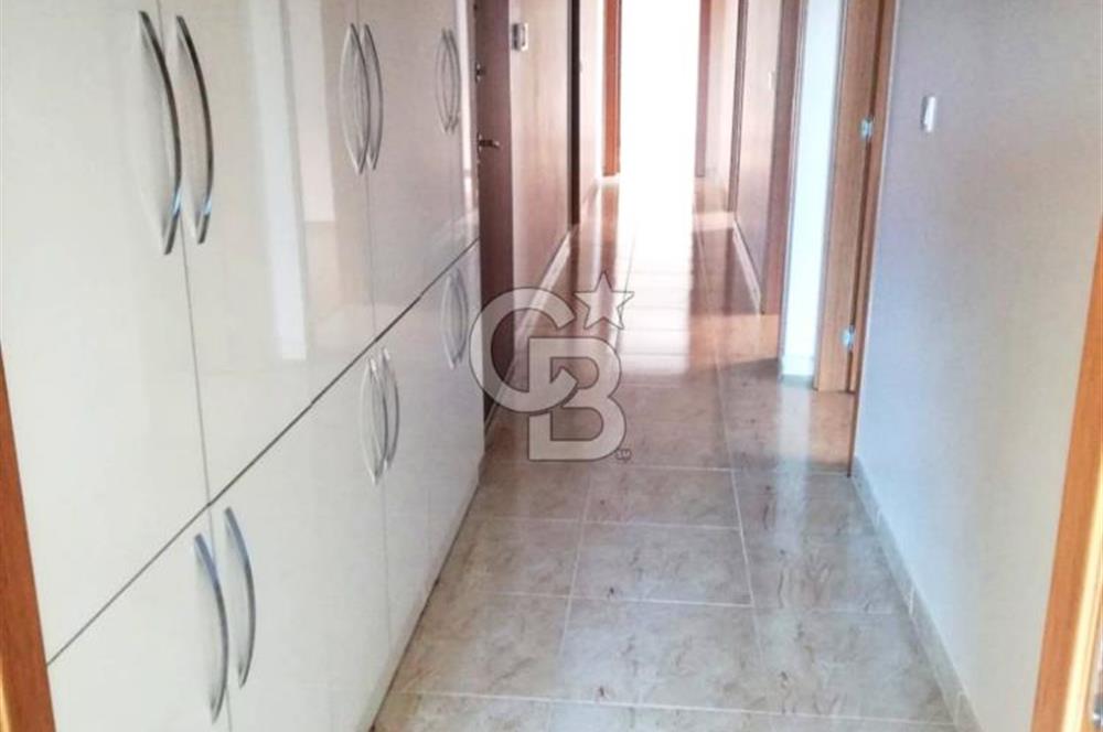 TUZLA POSTANE MAHALLESİ İSTASYON CADDE ÜSTÜNDE 3+1 SATILIK DAİRE