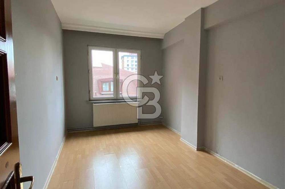 Ümraniye Çarşıya Yürüme Mesafesinde 2+1 Kiralık Geniş Daire