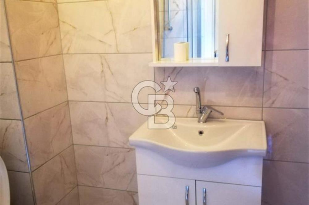 TUZLA POSTANE MAHALLESİ İSTASYON CADDE ÜSTÜNDE 3+1 SATILIK DAİRE