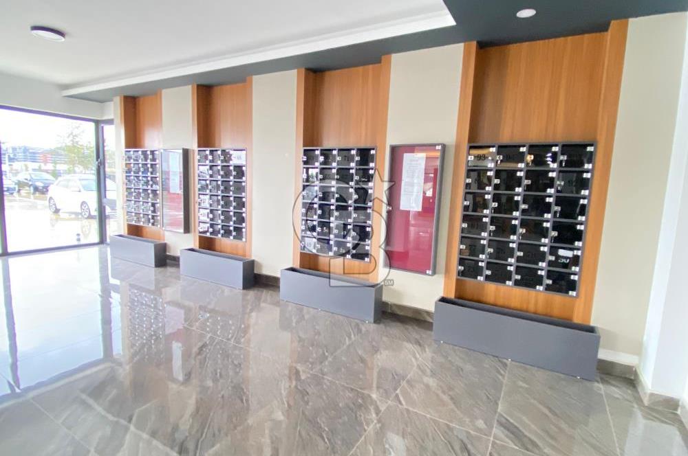 Yeni Bağlıca'da Giriş Kat 3+1 Kiralık Site Dairesi