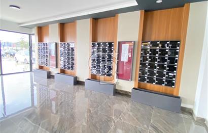 Yeni Bağlıca'da Giriş Kat 3+1 Kiralık Site Dairesi