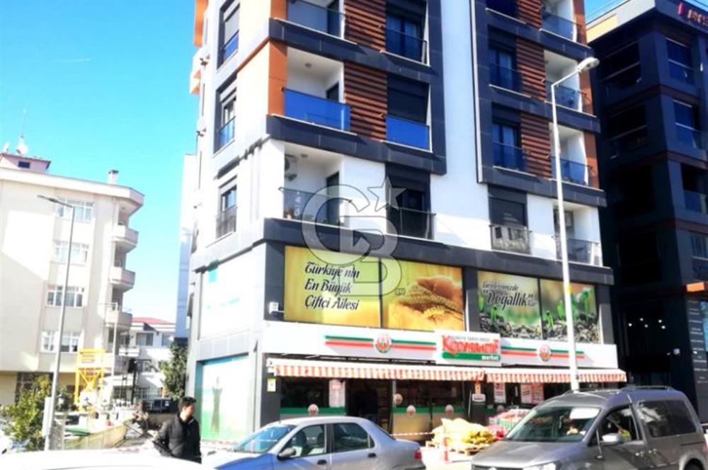 TUZLA POSTANE MAHALLESİ İSTASYON CADDE ÜSTÜNDE 3+1 SATILIK DAİRE