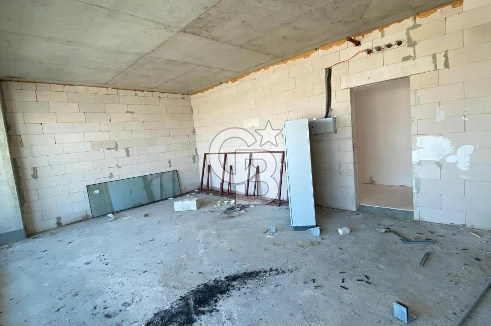 PRESTİJLİ KONUMDA, ANA CADDEYE CEPHE NATAMAM OFİS FIRSATI!