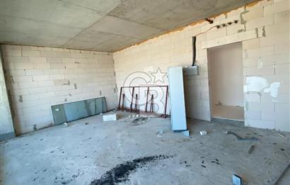 PRESTİJLİ KONUMDA, ANA CADDEYE CEPHE NATAMAM OFİS FIRSATI!