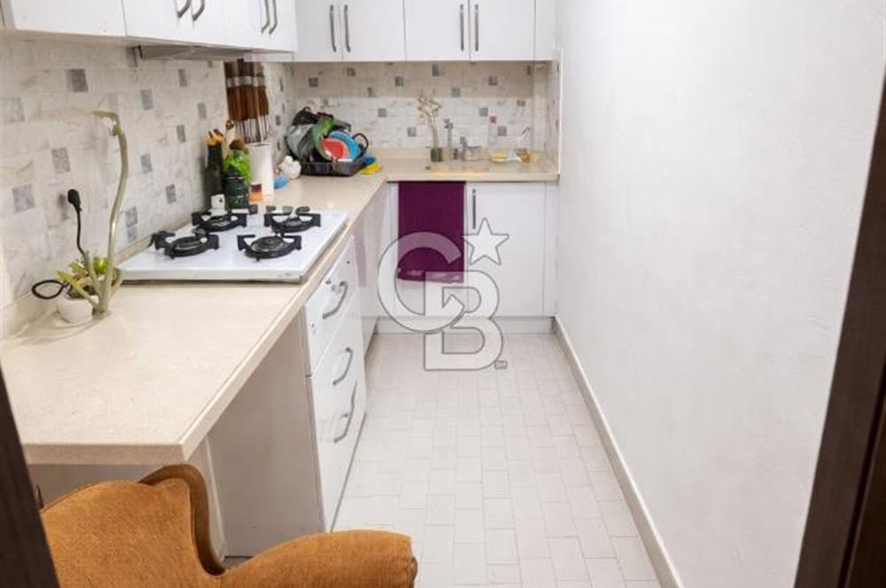 ZEYNEP KAMİL DE GENİŞ FERAH ÇİFT CEPHE 2+1 DAİRE