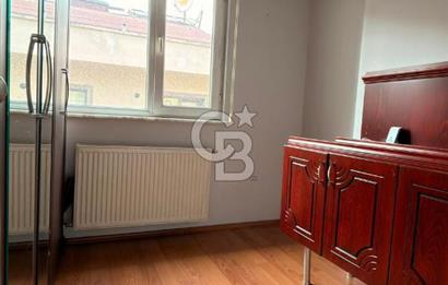 Ümraniye Şerifali Mah. Satılık 5+2 250 M2 Üst Dubleks Daire