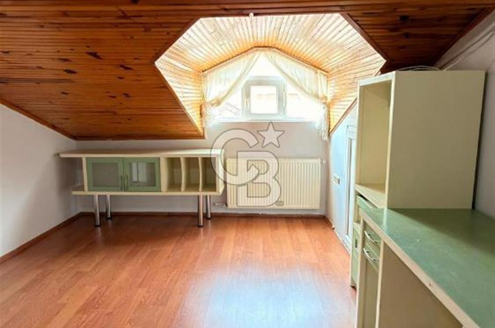 Ümraniye Şerifali Mah. Satılık 5+2 250 M2 Üst Dubleks Daire