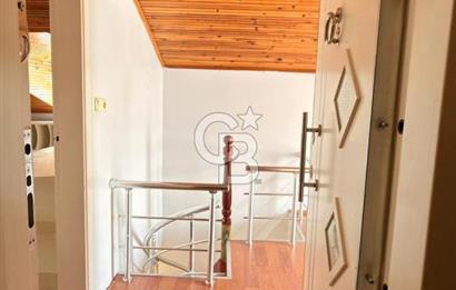 Ümraniye Şerifali Mah. Satılık 5+2 250 M2 Üst Dubleks Daire