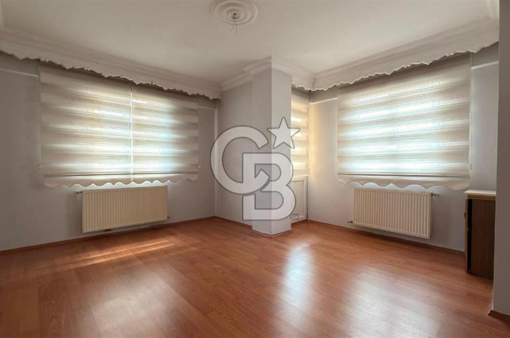 Ümraniye Şerifali Mah. Satılık 5+2 250 M2 Üst Dubleks Daire