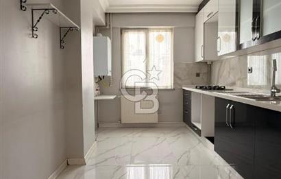 Ümraniye Şerifali Mah. Satılık 5+2 250 M2 Üst Dubleks Daire