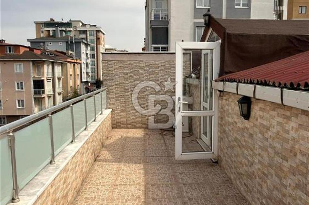 Ümraniye Şerifali Mah. Satılık 5+2 250 M2 Üst Dubleks Daire
