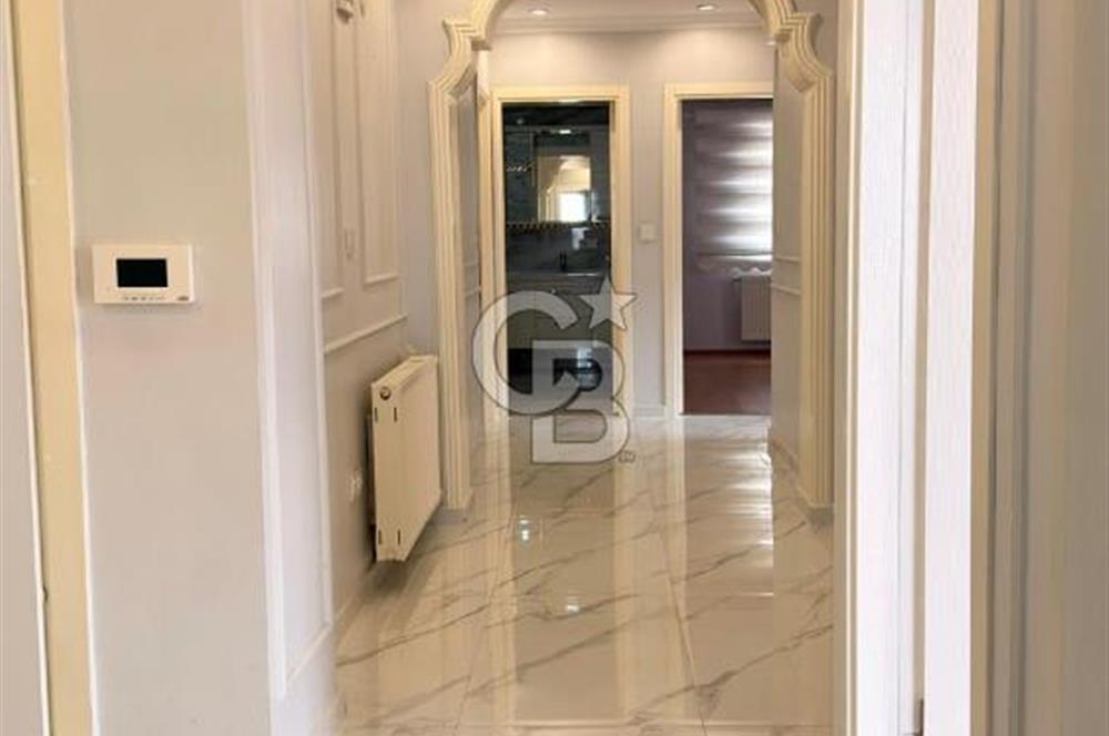 Ümraniye Şerifali Mah. Satılık 5+2 250 M2 Üst Dubleks Daire