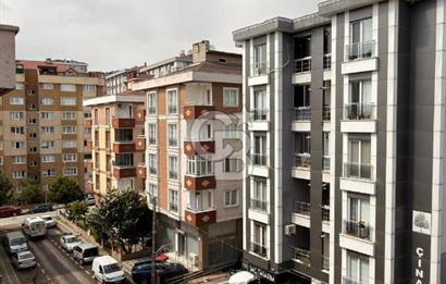 Ümraniye Şerifali Mah. Satılık 5+2 250 M2 Üst Dubleks Daire
