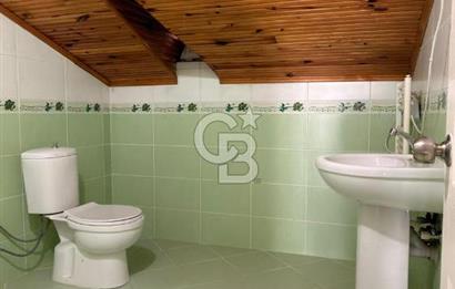 Ümraniye Şerifali Mah. Satılık 5+2 250 M2 Üst Dubleks Daire