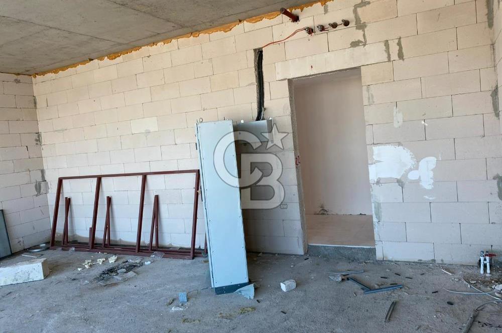 PRESTİJLİ KONUMDA, ANA CADDEYE CEPHE NATAMAM OFİS FIRSATI!