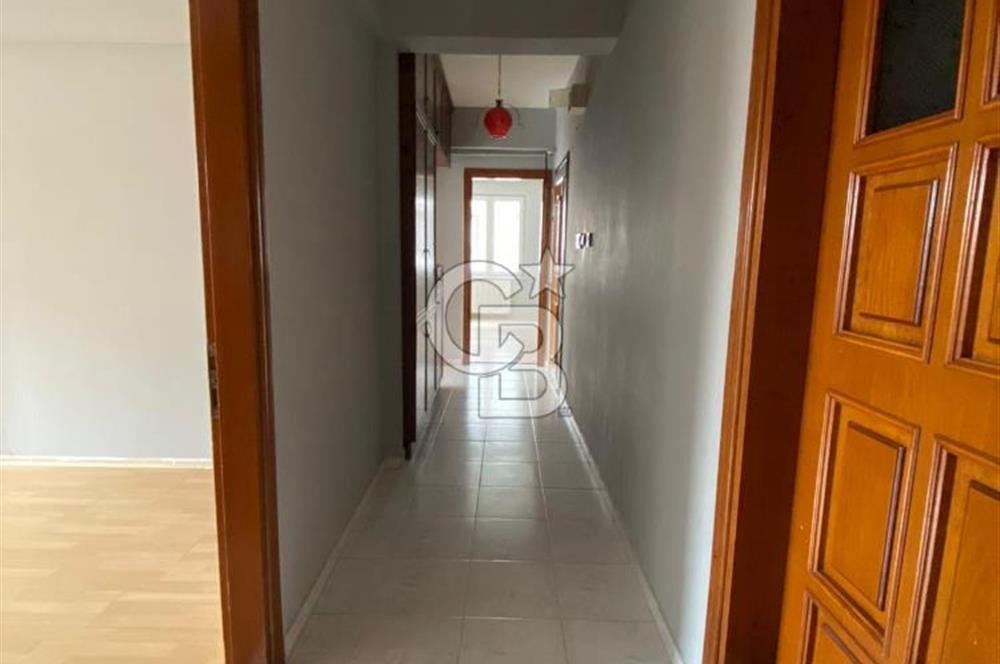 Ümraniye Çarşıya Yürüme Mesafesinde 2+1 Kiralık Geniş Daire
