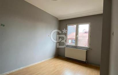 Ümraniye Çarşıya Yürüme Mesafesinde 2+1 Kiralık Geniş Daire