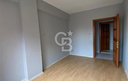 Ümraniye Çarşıya Yürüme Mesafesinde 2+1 Kiralık Geniş Daire