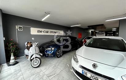 İzmir Yolu Yakını Köşe Vitrinli Kiracılı Satılık Dükkan