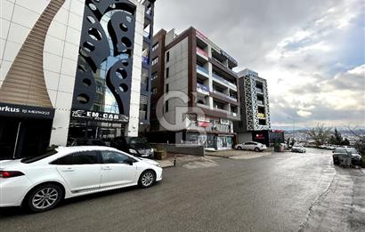 İzmir Yolu Yakını Köşe Vitrinli Kiracılı Satılık Dükkan