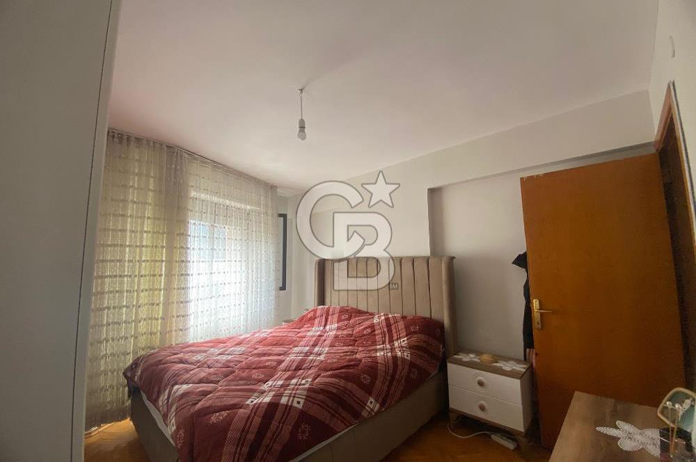 BOSTANLI AKBANK SOKAĞINDASAHİLE TRAMVAYA YAKIN SATILIK 3+1 DAİRE